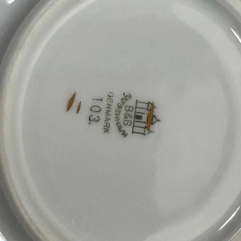 Bing & Grondahl Seagull Tea Cup Set w/ dessert sandwich plate - Picture 7 of 10